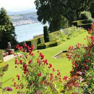 Plasnewydd Gardens